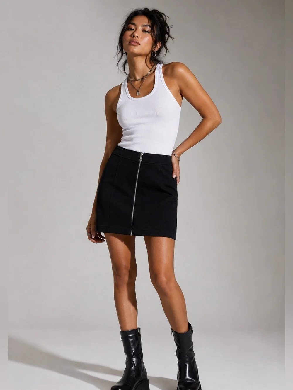 Bellivera Black Faux Suede Skirt XL Front Zip NWT